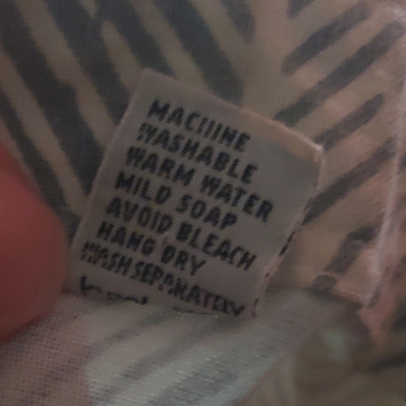 π 3 for $15 Deal! πTomato button up short sleeve shirt large - Picture 6 of 7